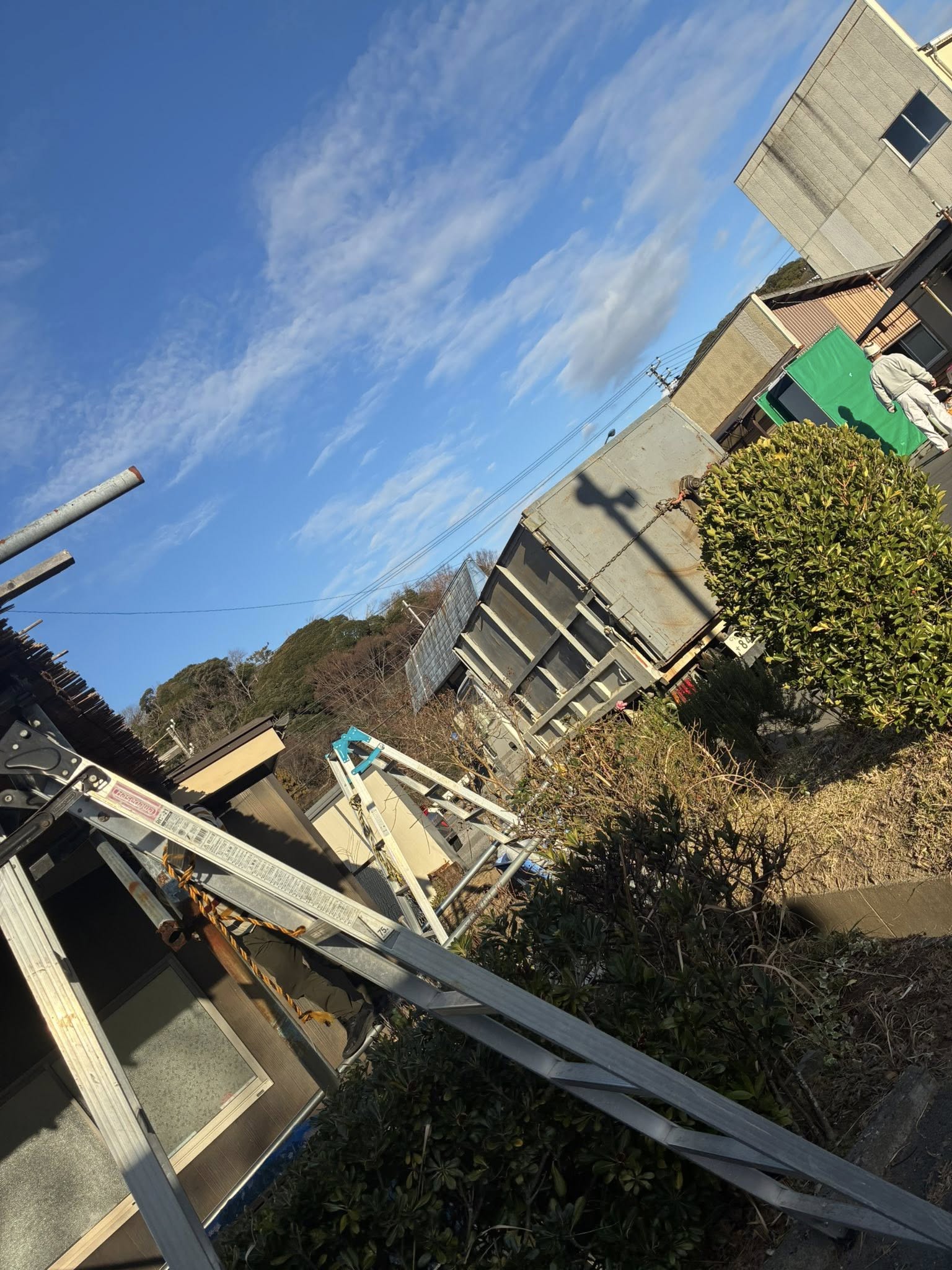 解体工事が始まりました